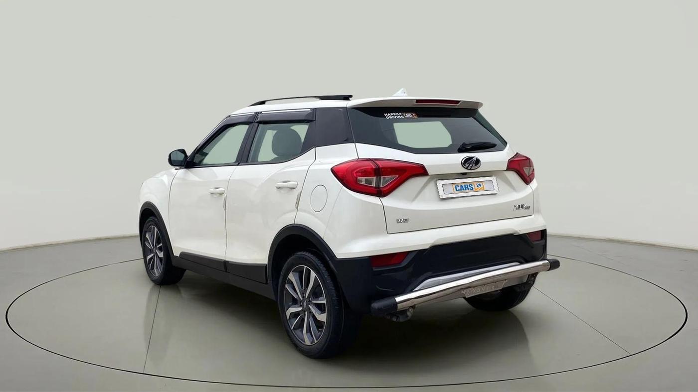 2021 Mahindra XUV300 W8 (O) 1.2 PETROL, Petrol, Manual, 36,025 km, Left Back Diagonal