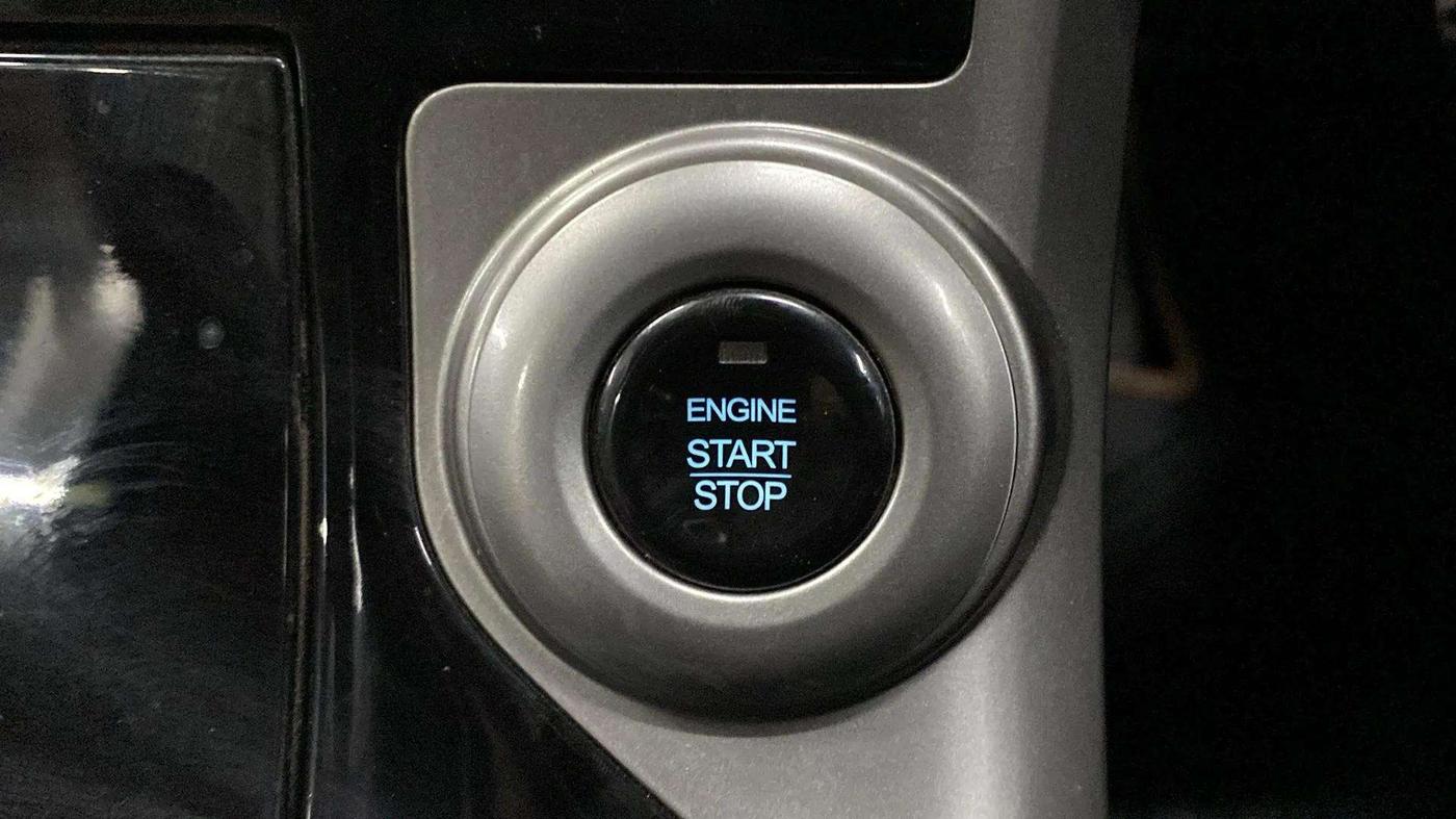 2020 Mahindra XUV500 W11 AT, Diesel, Automatic, 77,209 km, Keyless Start/ Stop Button