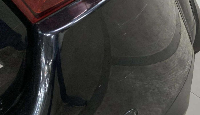 2020 Mahindra XUV500 W11 AT, Diesel, Automatic, 77,062 km, Rear bumper - Minor scratches