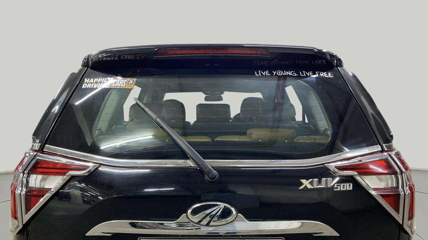 2020 Mahindra XUV500 W11 AT, Diesel, Automatic, 77,209 km, Rear Windshield