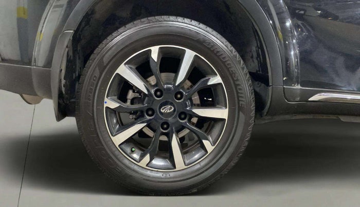 2020 Mahindra XUV500 W11 AT, Diesel, Automatic, 77,062 km, Right Rear Wheel