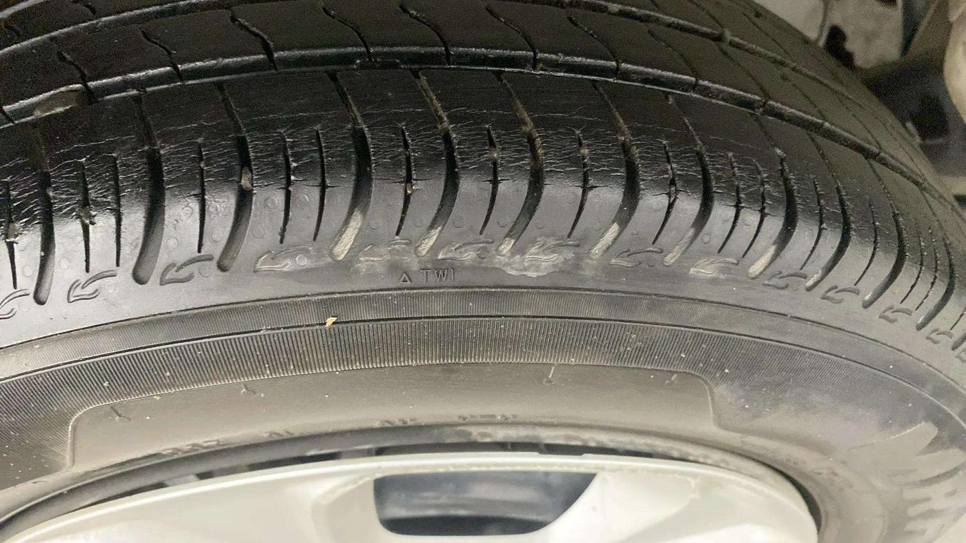 2019 Maruti S PRESSO VXI PLUS AMT, Petrol, Automatic, 22,864 km, Right Rear Tyre Tread