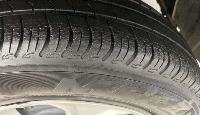 2019 Maruti S PRESSO VXI PLUS AMT, Petrol, Automatic, 22,864 km, Right Front Tyre Tread