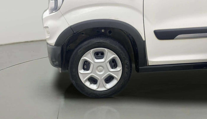 2019 Maruti S PRESSO VXI PLUS AMT, Petrol, Automatic, 22,864 km, Left Front Wheel