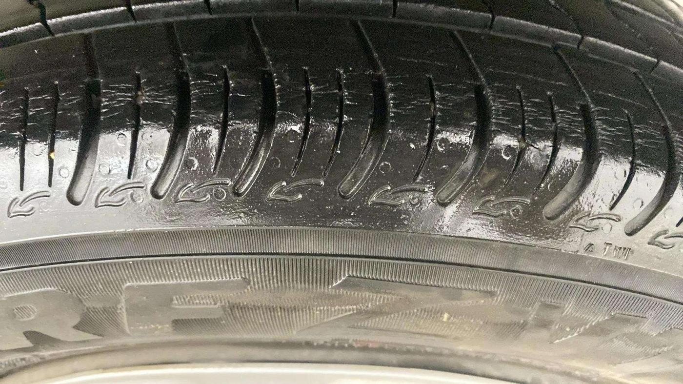 2019 Maruti S PRESSO VXI PLUS AMT, Petrol, Automatic, 22,864 km, Left Rear Tyre Tread