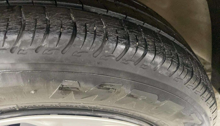 2019 Maruti S PRESSO VXI PLUS AMT, Petrol, Automatic, 22,864 km, Left Front Tyre Tread
