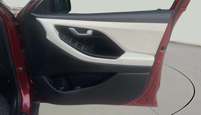 2021 Hyundai Creta SX EXECUTIVE 1.5 PETROL, Petrol, Manual, 36,317 km, Driver Side Door Panels Control