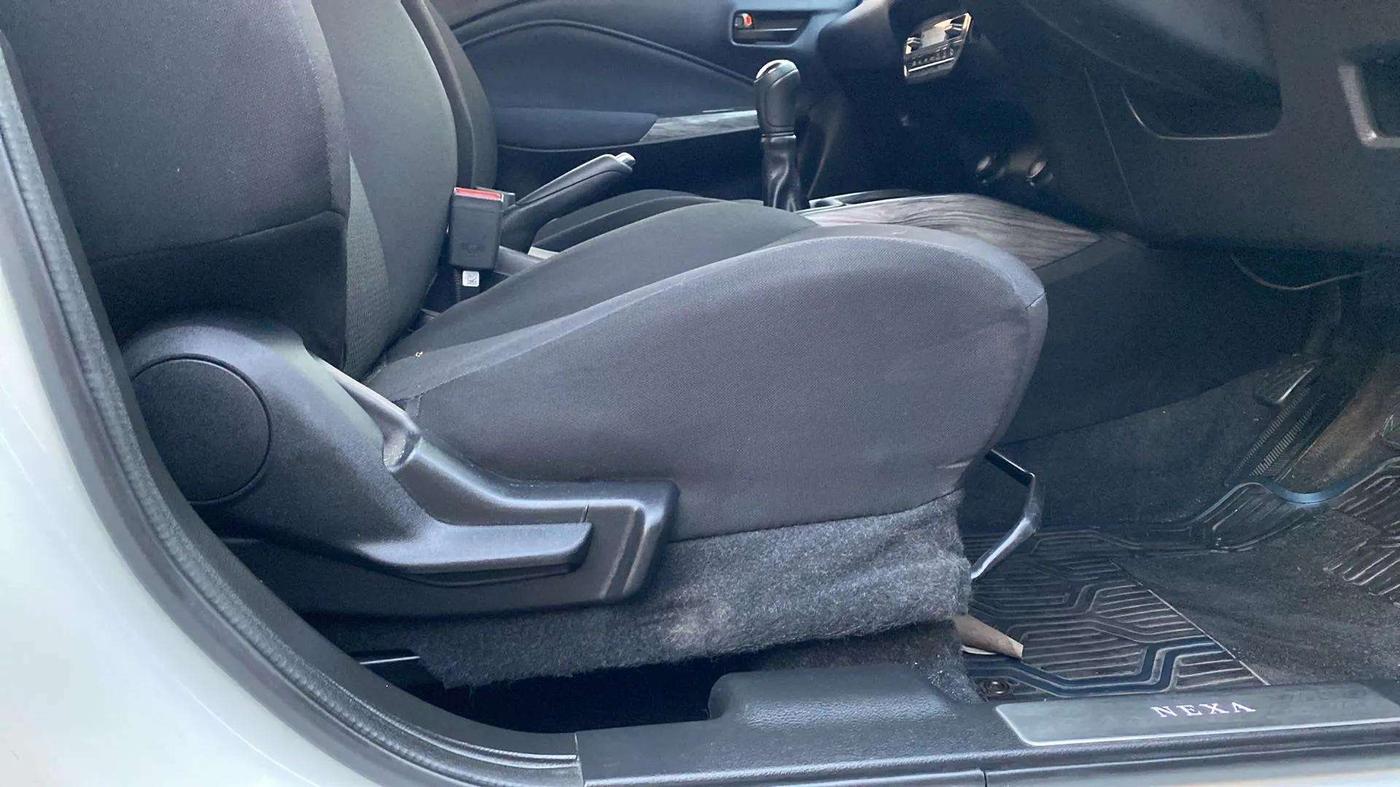 2022 Maruti Baleno DELTA PETROL 1.2, Petrol, Manual, 16,218 km, Driver Side Adjustment Panel