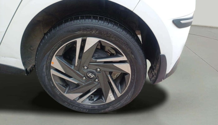 2020 Hyundai NEW I20 ASTA 1.2 MT, Petrol, Manual, 28,931 km, Left Rear Wheel