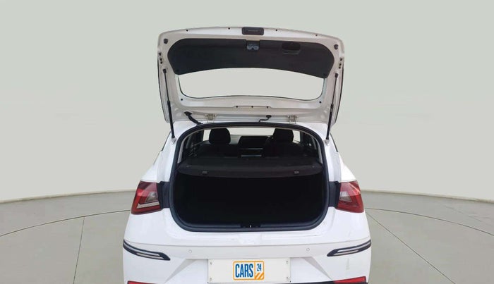 2020 Hyundai NEW I20 ASTA 1.2 MT, Petrol, Manual, 28,931 km, Boot Inside