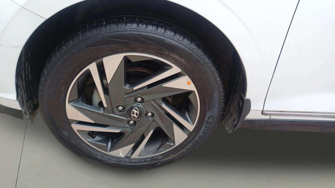 2020 Hyundai NEW I20 ASTA 1.2 MT, Petrol, Manual, 28,931 km, Left Front Wheel
