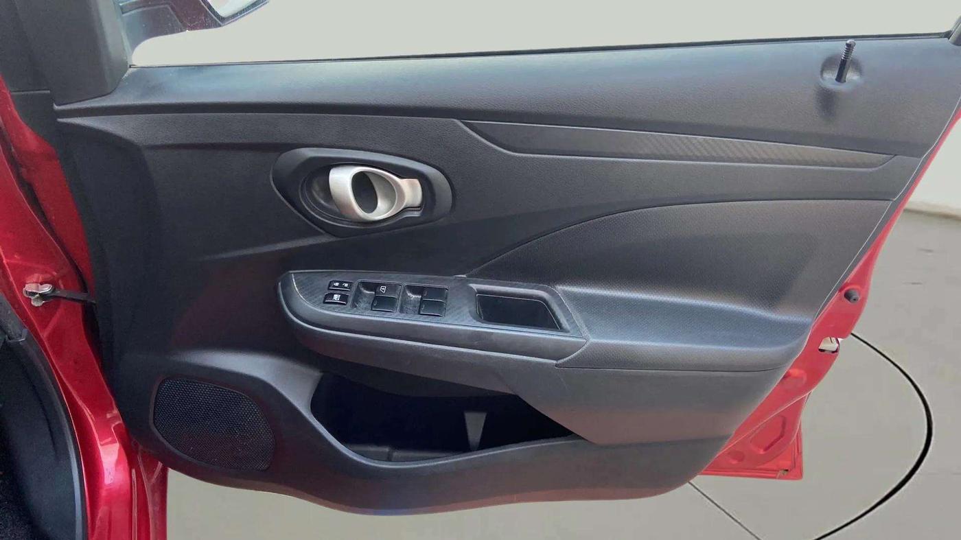 2020 Datsun Go T(O), Petrol, Manual, 17,668 km, Driver Side Door Panels Control