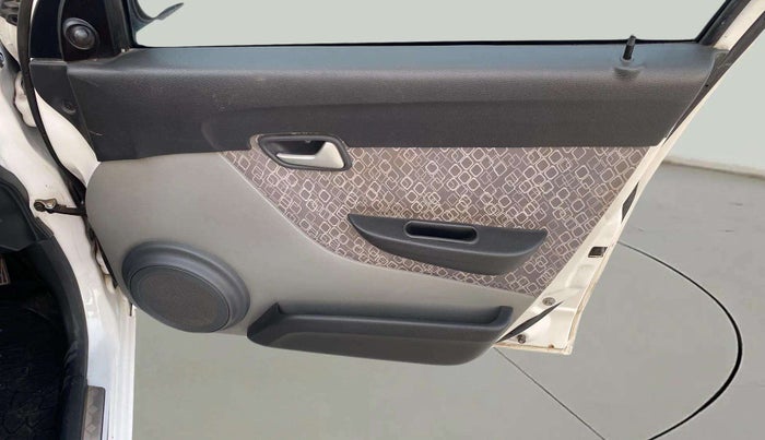 2017 Maruti Alto 800 LXI, Petrol, Manual, 83,643 km, Driver Side Door Panels Control