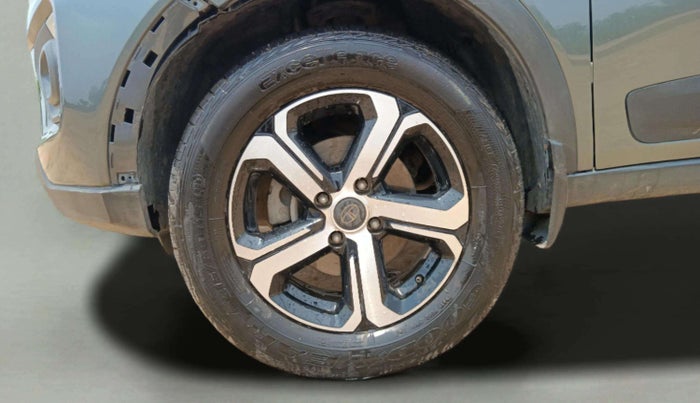 2023 Tata NEXON XZA PLUS SUNROOF PETROL, Petrol, Automatic, 61,256 km, Left Front Wheel