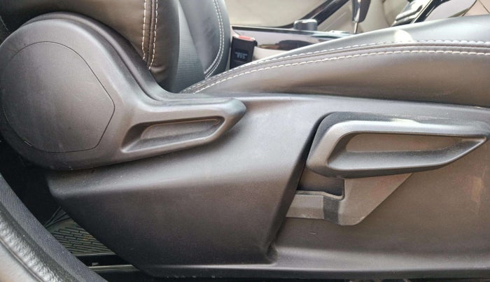 2023 Tata NEXON XZA PLUS SUNROOF PETROL, Petrol, Automatic, 61,256 km, Driver Side Adjustment Panel