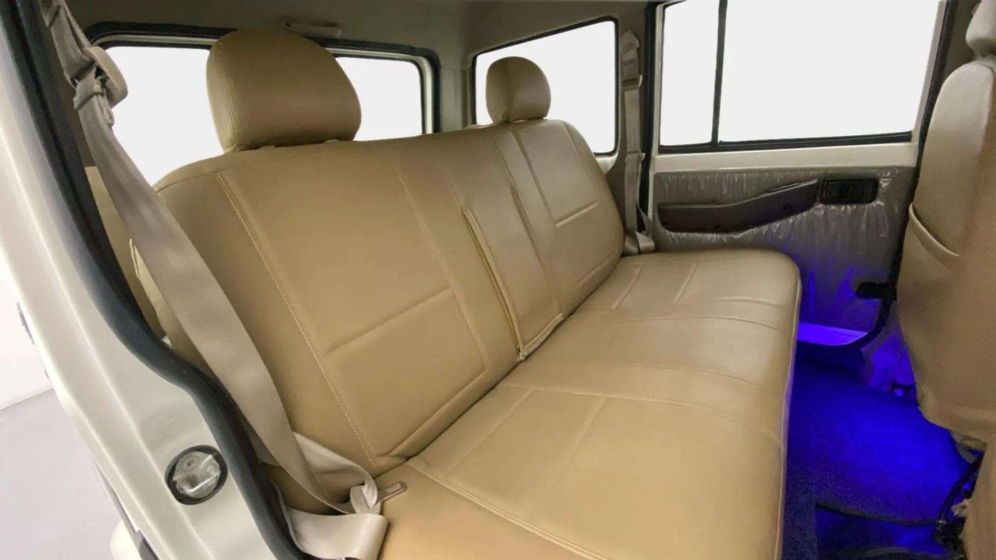 2022 Mahindra Bolero B6 (O), Diesel, Manual, 37,263 km, Right Side Rear Door Cabin