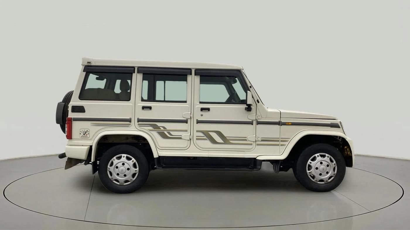 2022 Mahindra Bolero B6 (O), Diesel, Manual, 37,263 km, Right Side View