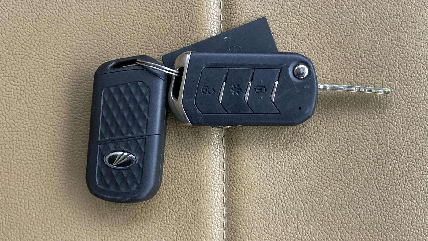 2022 Mahindra Bolero B6 (O), Diesel, Manual, 37,263 km, Key Close Up