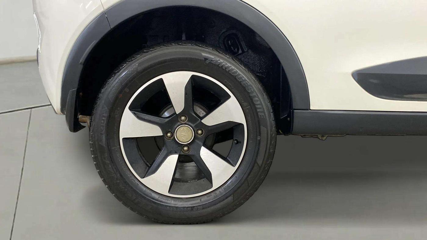2019 Tata NEXON XZ PLUS PETROL, Petrol, Manual, 21,580 km, Right Rear Wheel