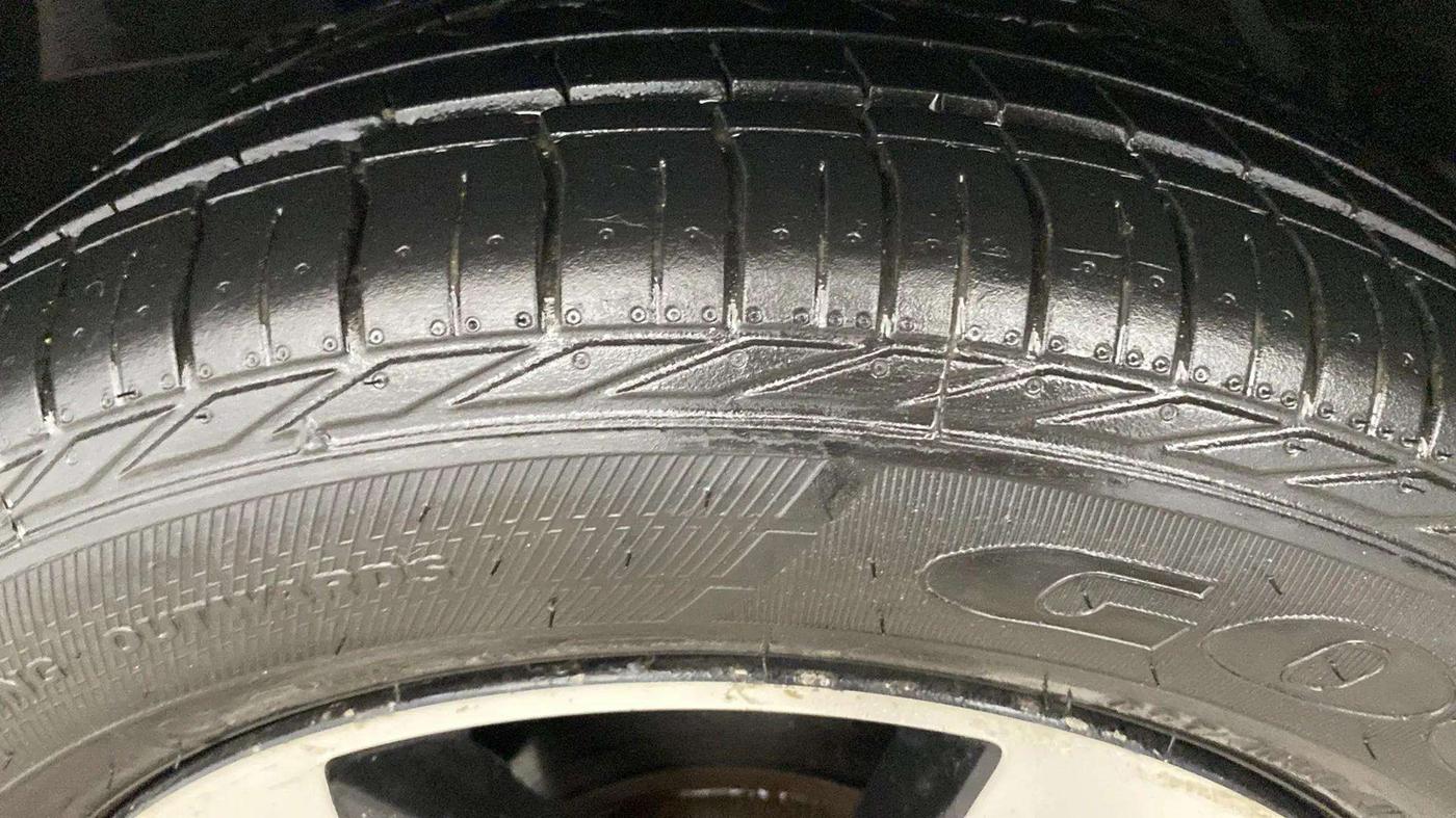 2019 Tata NEXON XZ PLUS PETROL, Petrol, Manual, 21,580 km, Left Rear Tyre Tread