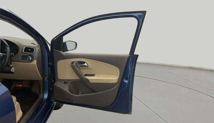 2018 Volkswagen Vento 1.2 TSI HIGHLINE PLUS AT, Petrol, Automatic, 35,560 km, RHS Front Door