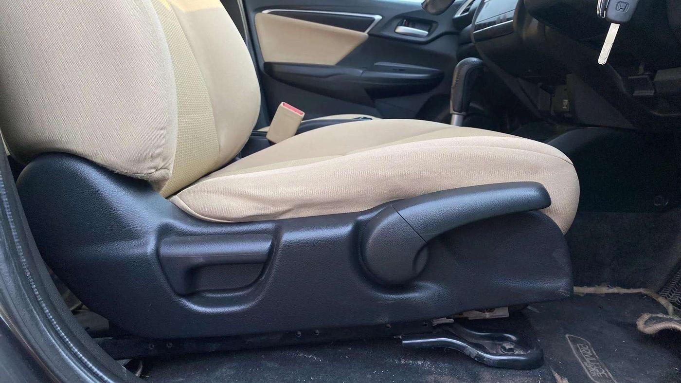 2017 Honda Jazz 1.2L I-VTEC V AT, Petrol, Automatic, 83,314 km, Driver Side Adjustment Panel