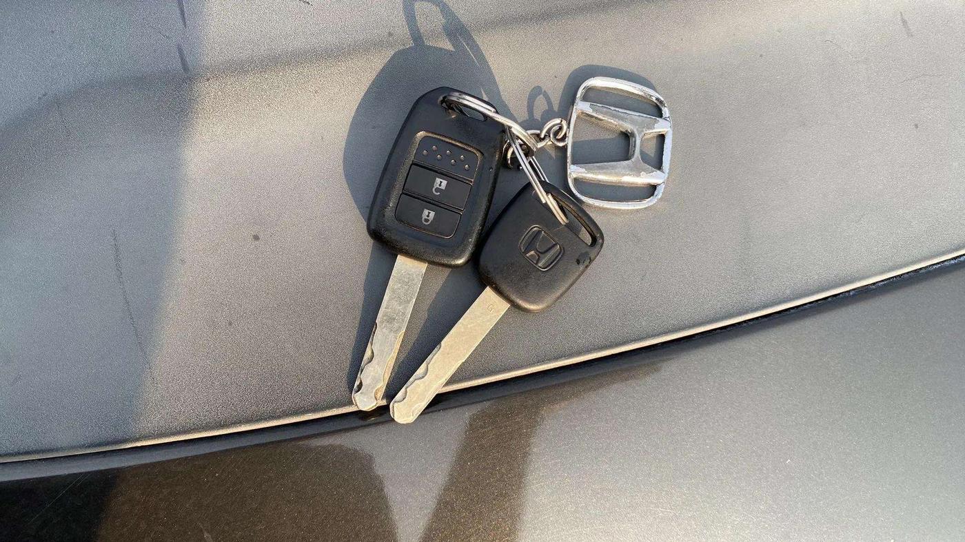 2017 Honda Jazz 1.2L I-VTEC V AT, Petrol, Automatic, 83,314 km, Key Close Up