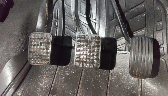 2018 Tata Tiago XZ PETROL, Petrol, Manual, 15,760 km, Pedals