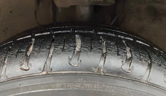 2018 Tata Tiago XZ PETROL, Petrol, Manual, 15,760 km, Right Front Tyre Tread
