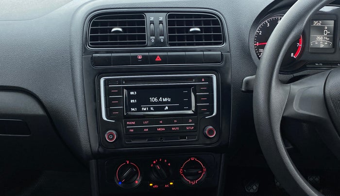 2018 Volkswagen Polo COMFORTLINE 1.0 PETROL, Petrol, Manual, 26,865 km, Air Conditioner