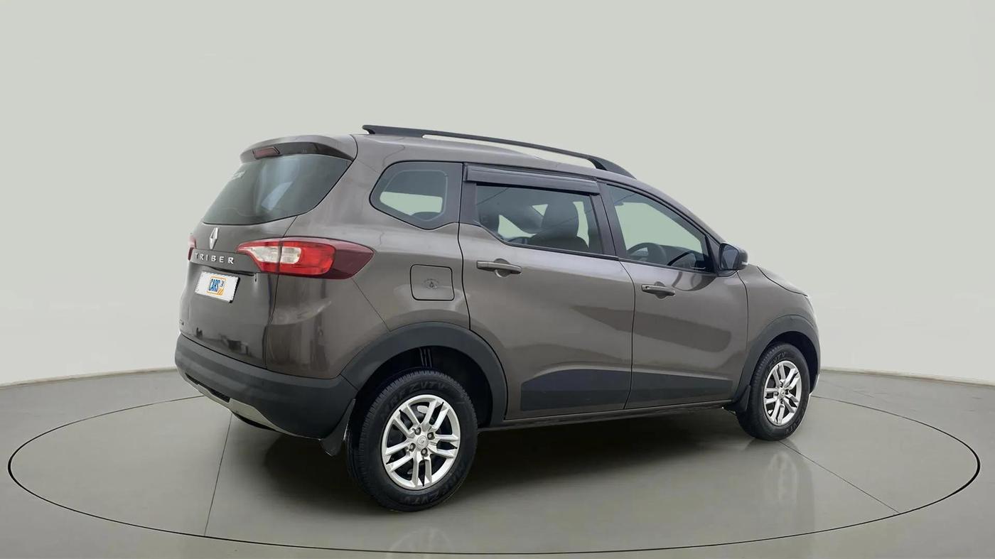 2023 Renault TRIBER RXT, Petrol, Manual, 12,732 km, Right Back Diagonal