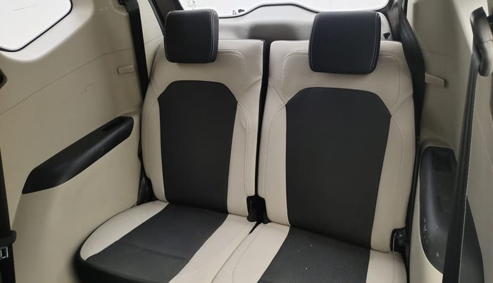2023 Renault TRIBER RXT, Petrol, Manual, 12,101 km, Third Seat Row ( optional )