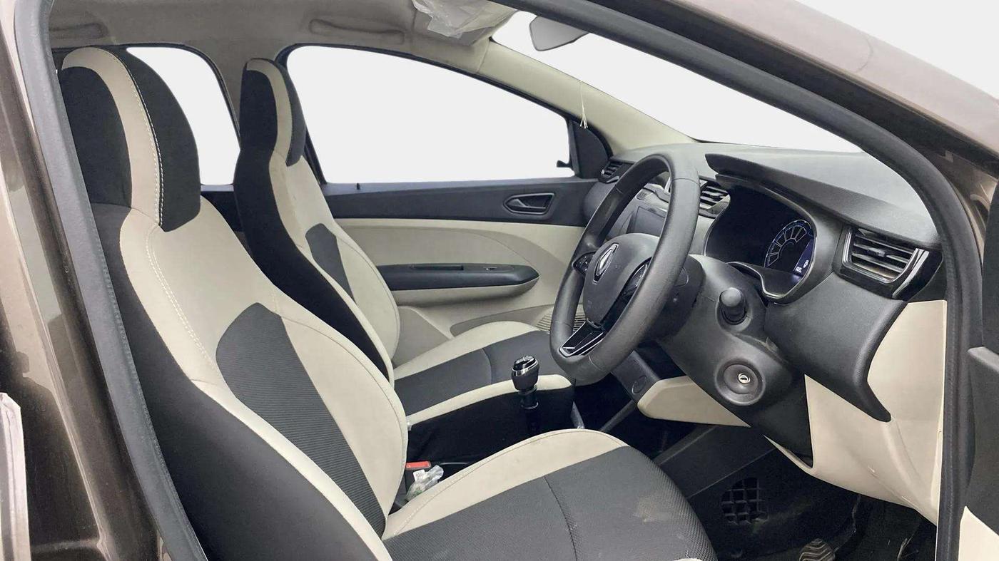 2023 Renault TRIBER RXT, Petrol, Manual, 12,732 km, Right Side Front Door Cabin