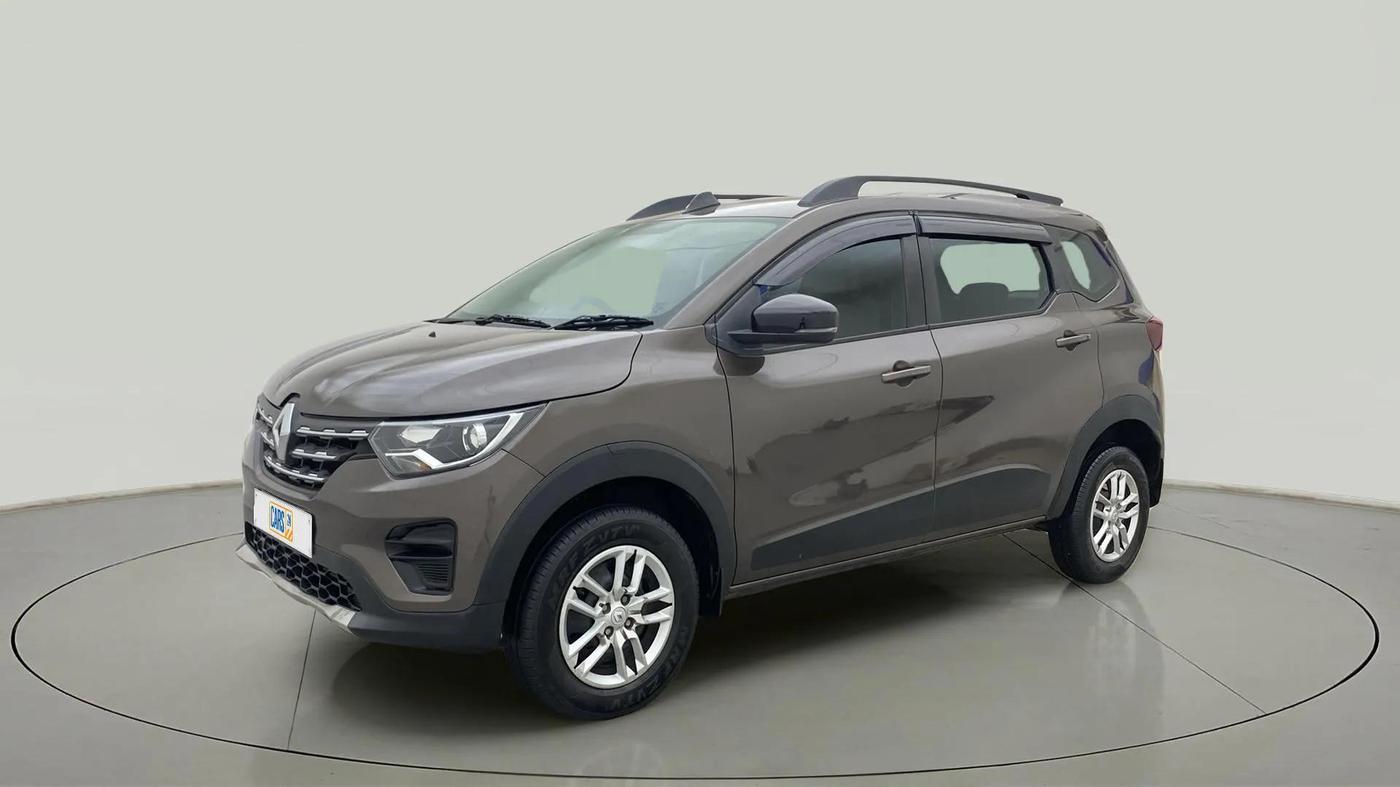 2023 Renault TRIBER RXT, Petrol, Manual, 12,732 km, Left Front Diagonal