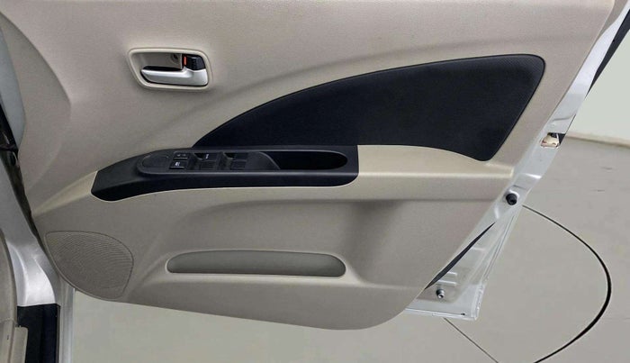 2016 Maruti Celerio VXI, Petrol, Manual, 30,624 km, Driver Side Door Panels Control