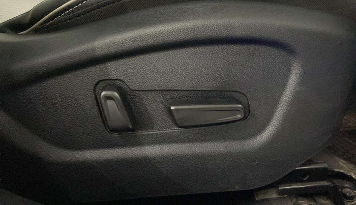 2020 Hyundai Creta SX (O) IVT 1.5 PETROL, Petrol, Automatic, 1,00,407 km, Driver Side Adjustment Panel