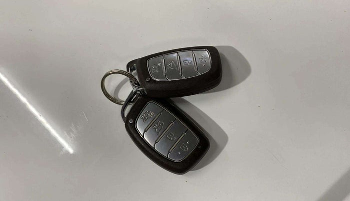 2020 Hyundai Creta SX (O) IVT 1.5 PETROL, Petrol, Automatic, 1,00,407 km, Key Close Up