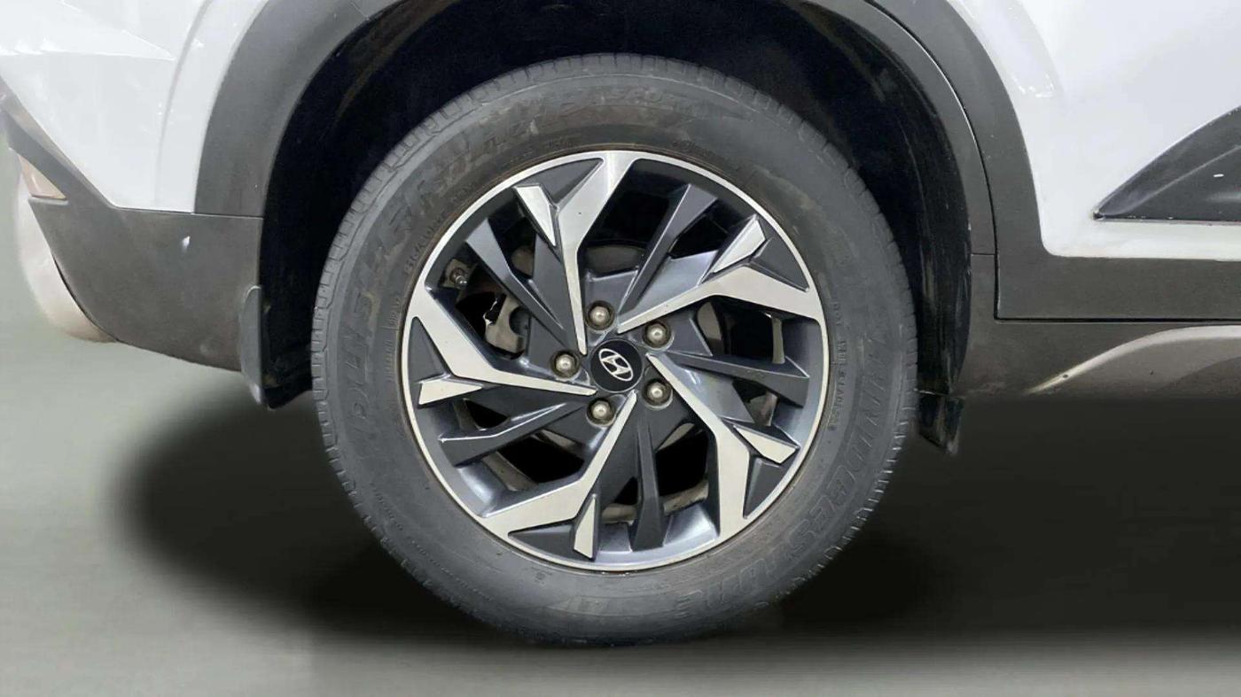 2020 Hyundai Creta SX (O) IVT 1.5 PETROL, Petrol, Automatic, 1,00,707 km, Right Rear Wheel