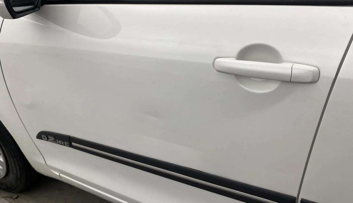 2015 Maruti Swift Dzire VXI, Petrol, Manual, 84,128 km, Front passenger door - Minor scratches