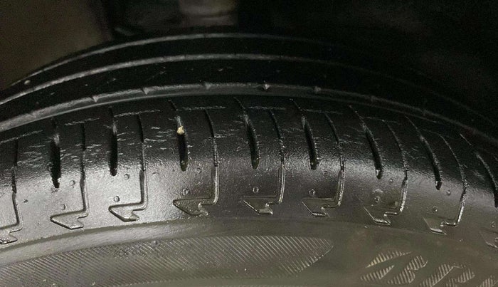 2019 Maruti IGNIS DELTA 1.2, Petrol, Manual, 22,248 km, Left Front Tyre Tread