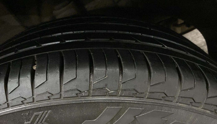 2021 KIA SELTOS HTX IVT 1.5 PETROL, Petrol, Automatic, 28,844 km, Left Rear Tyre Tread