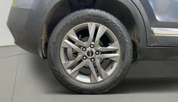 2021 KIA SELTOS HTX IVT 1.5 PETROL, Petrol, Automatic, 28,844 km, Right Rear Wheel