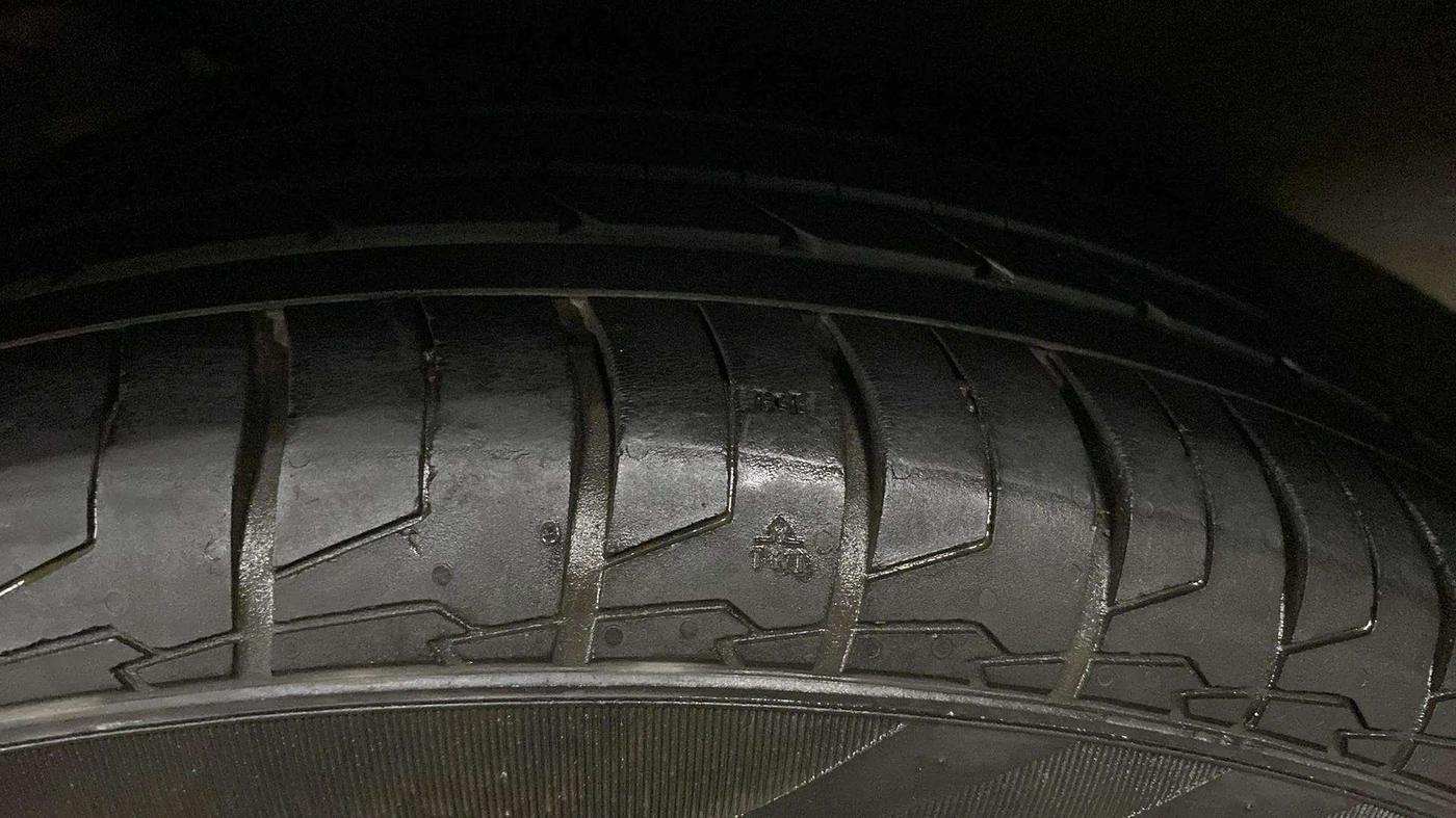 2021 KIA SELTOS HTX IVT 1.5 PETROL, Petrol, Automatic, 28,844 km, Right Front Tyre Tread
