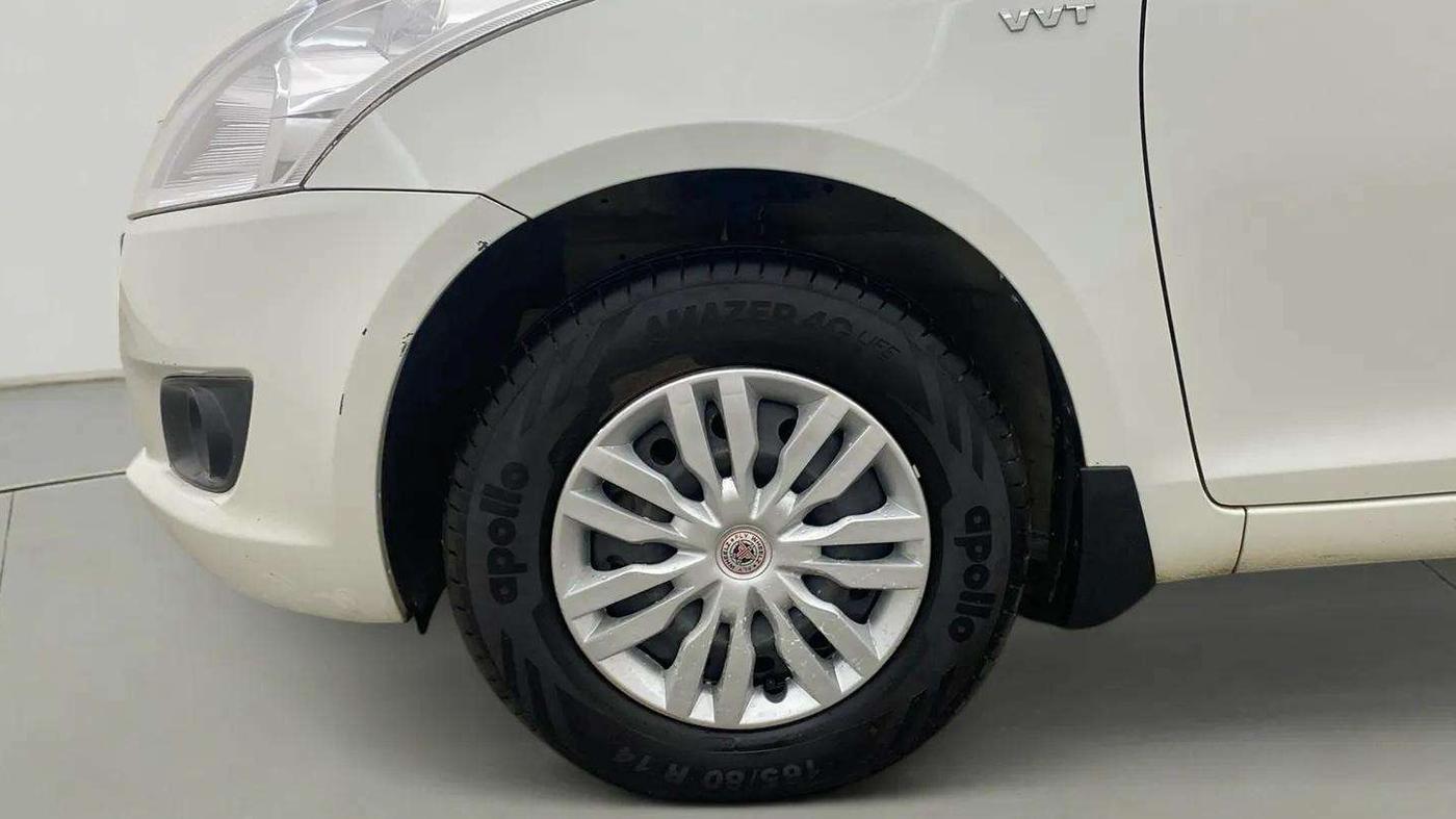 2013 Maruti Swift VXI, Petrol, Manual, 72,818 km, Left Front Wheel