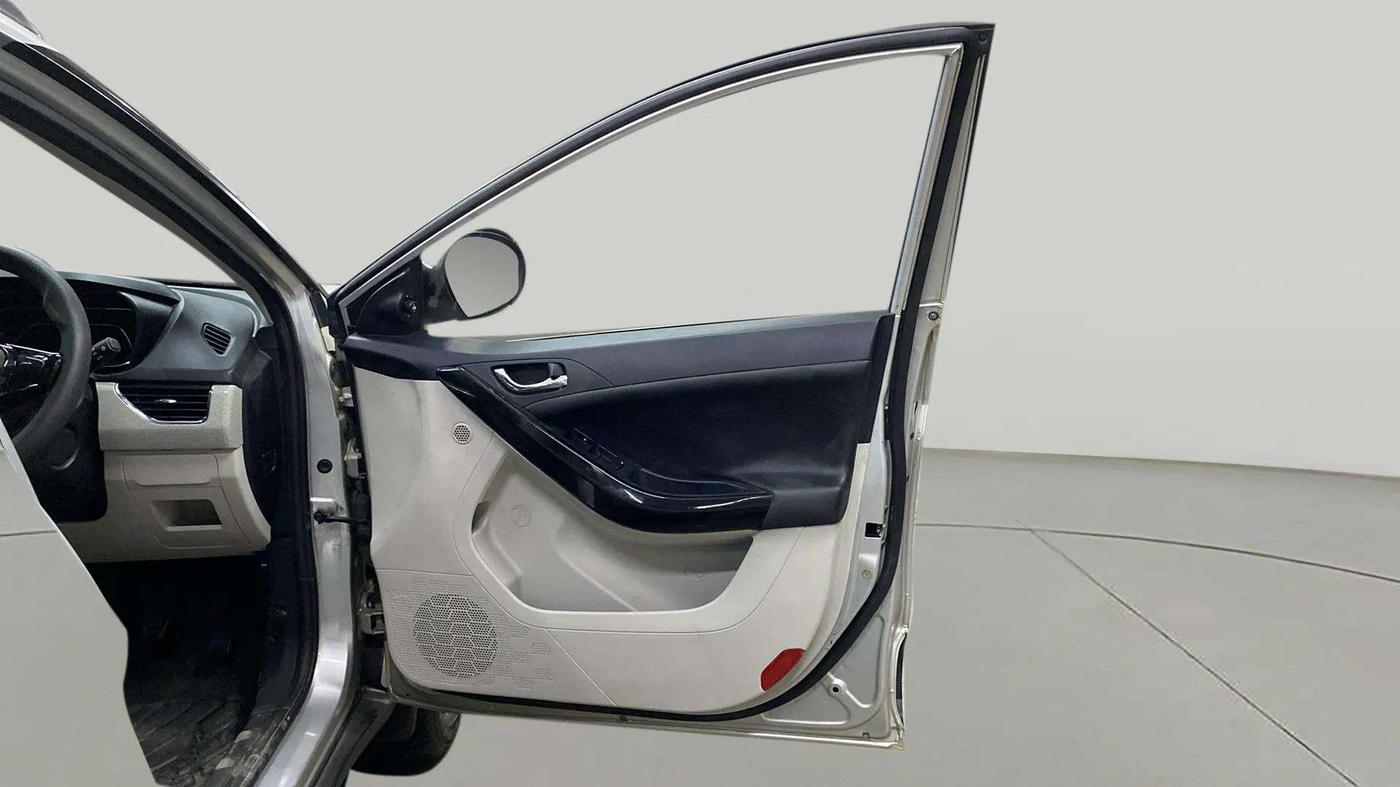 2021 Tata NEXON XZ PLUS PETROL, Petrol, Manual, 43,237 km, RHS Front Door