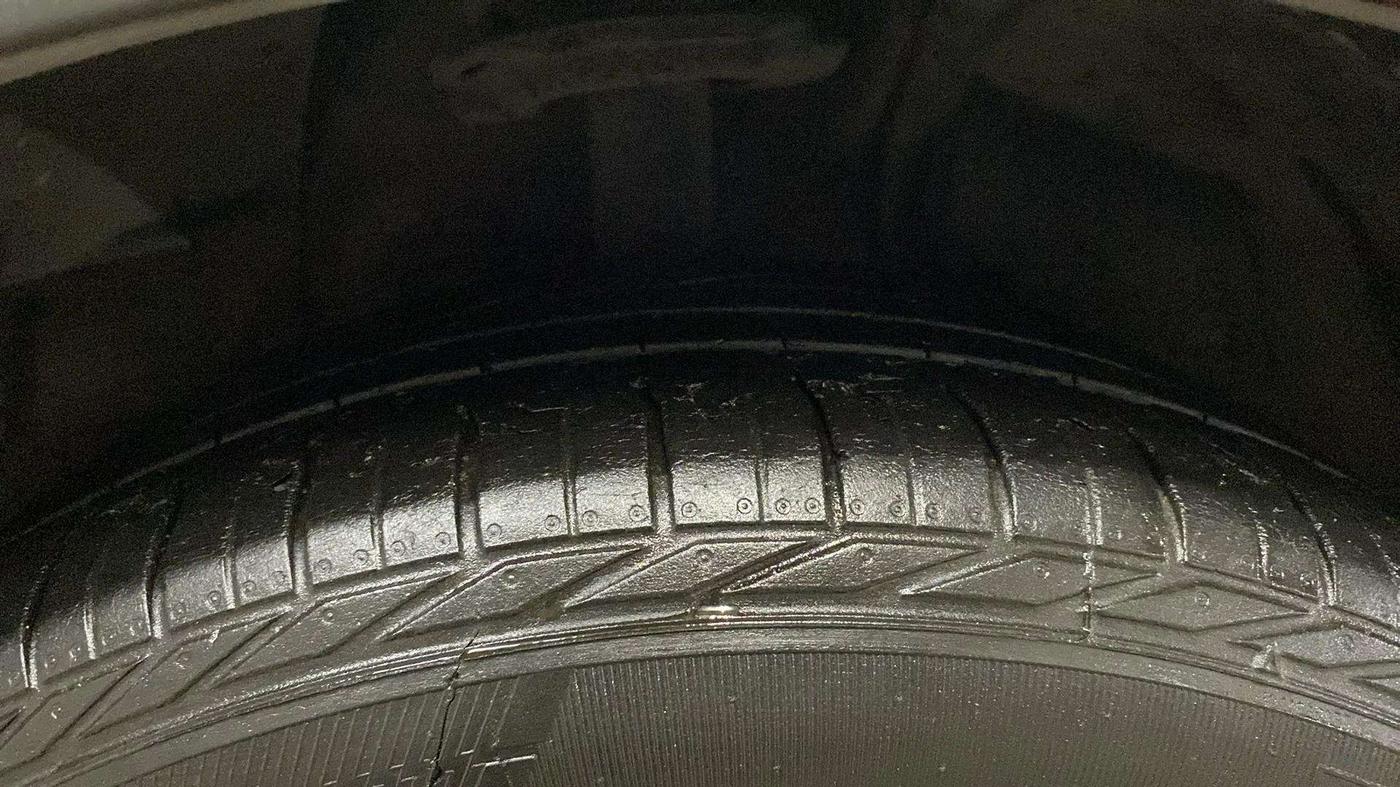 2021 Tata NEXON XZ PLUS PETROL, Petrol, Manual, 43,237 km, Left Front Tyre Tread