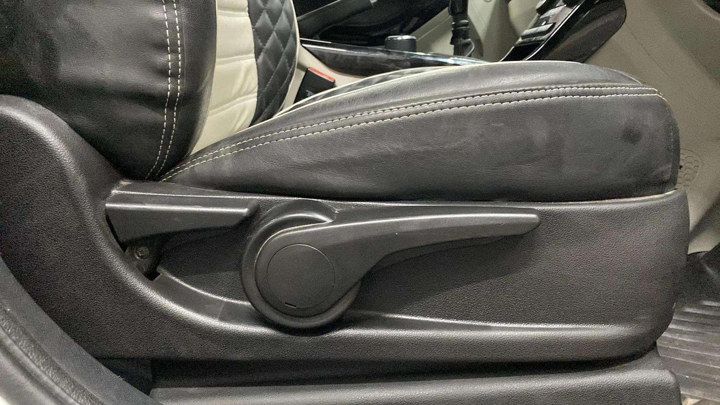 2021 Tata NEXON XZ PLUS PETROL, Petrol, Manual, 43,237 km, Driver Side Adjustment Panel