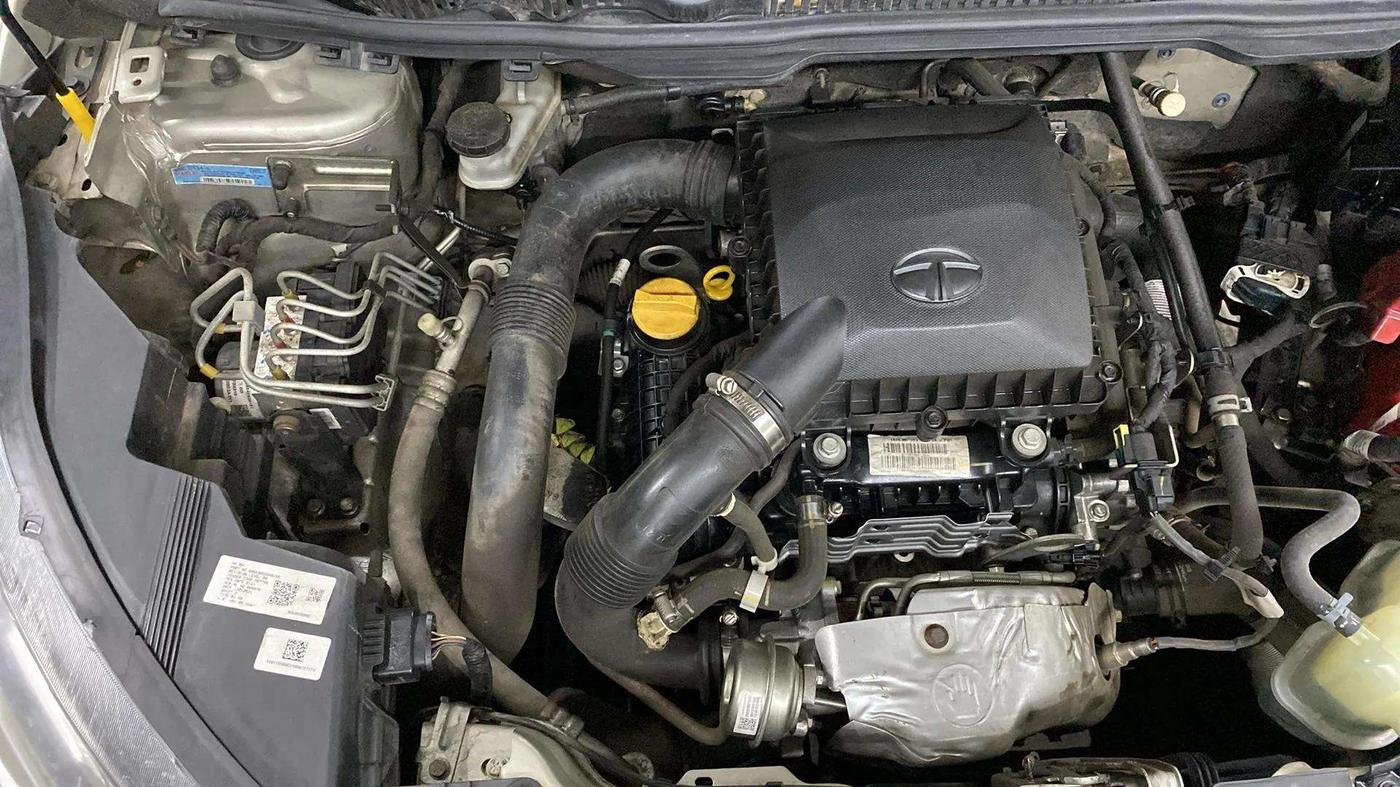 2021 Tata NEXON XZ PLUS PETROL, Petrol, Manual, 43,237 km, Engine View - Right
