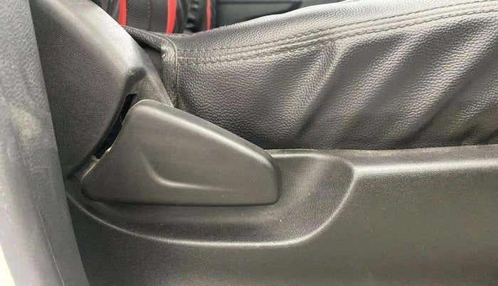 2021 Datsun Redi Go T(O) 1.0 AMT, Petrol, Automatic, 61,116 km, Driver Side Adjustment Panel