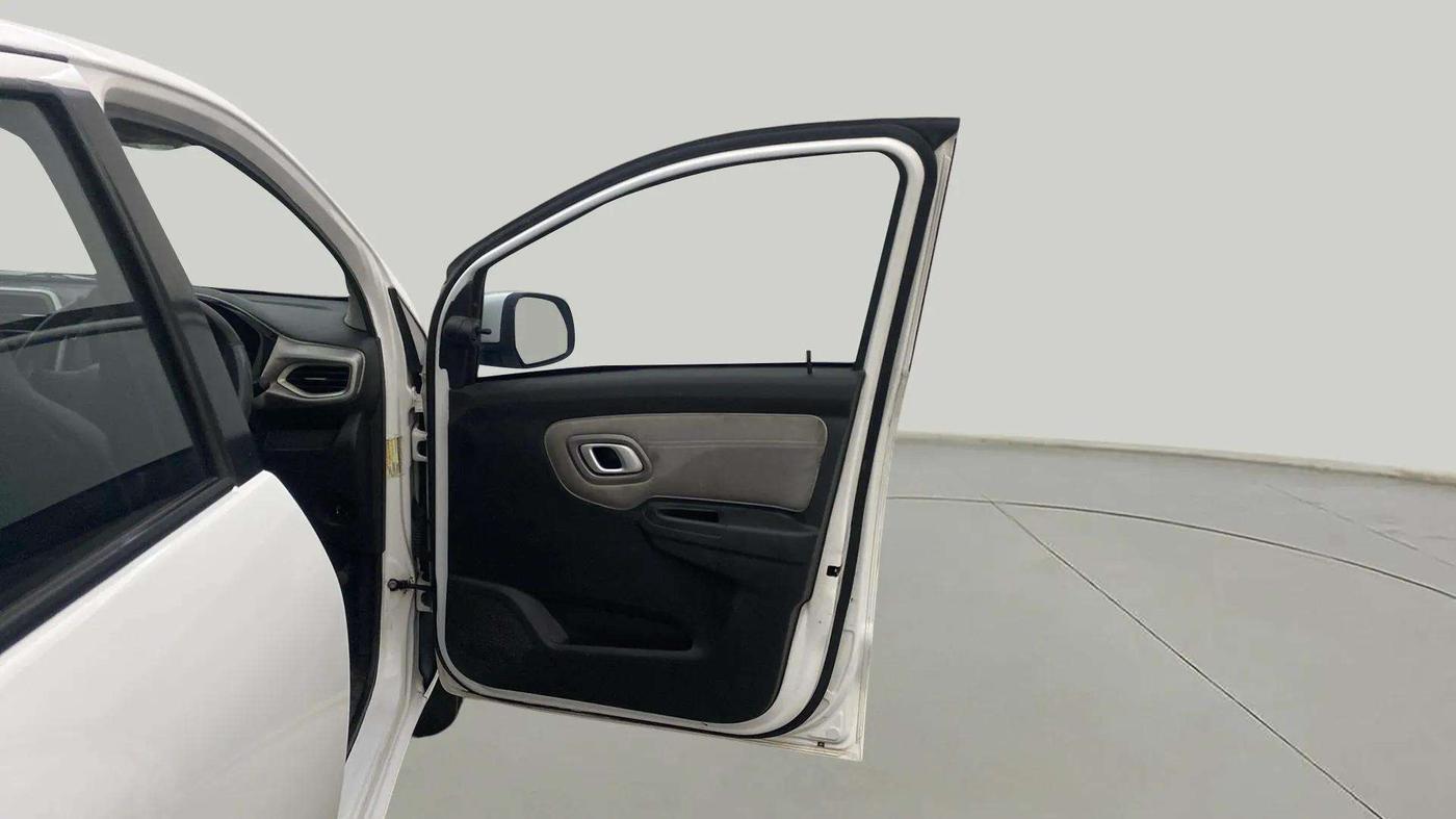 2021 Datsun Redi Go T(O) 1.0 AMT, Petrol, Automatic, 61,339 km, RHS Front Door